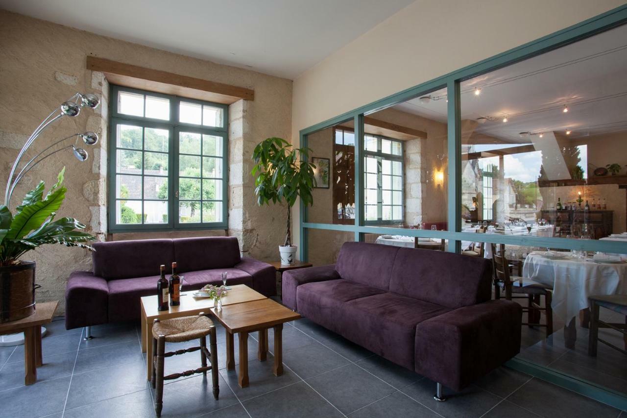 Hotel Le Lion D'Or Manzac-sur-Vern Esterno foto